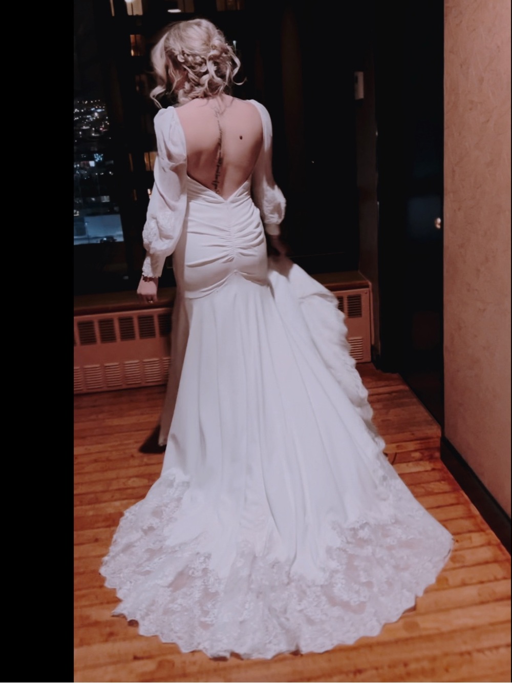 Elegant Open-Back Wedding Dress, 3 Interchangeable Sleeves, Optional Overskirt